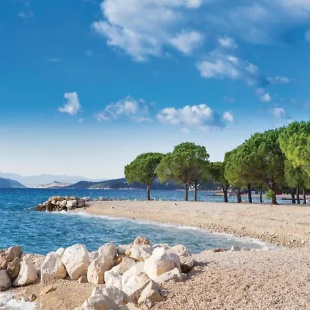 In Near & Pool Villa