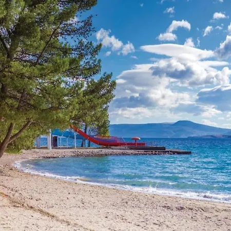 Villa In Near & Pool