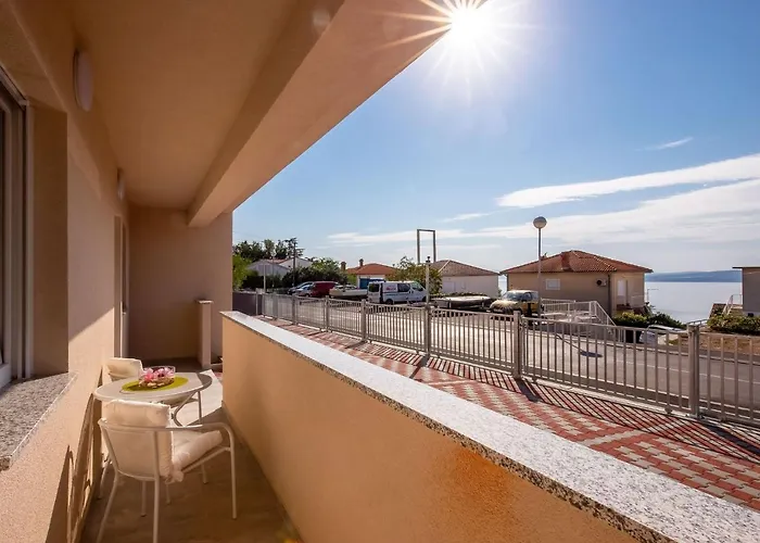 In Near & Pool Vila *